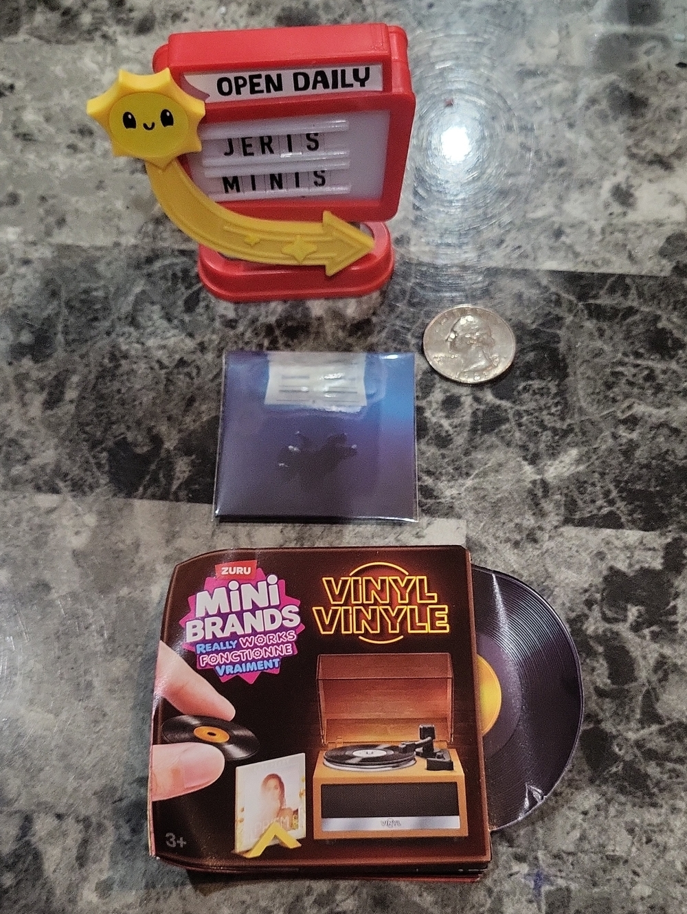 Mini Brands Really Works Vinyl Billie Eilish